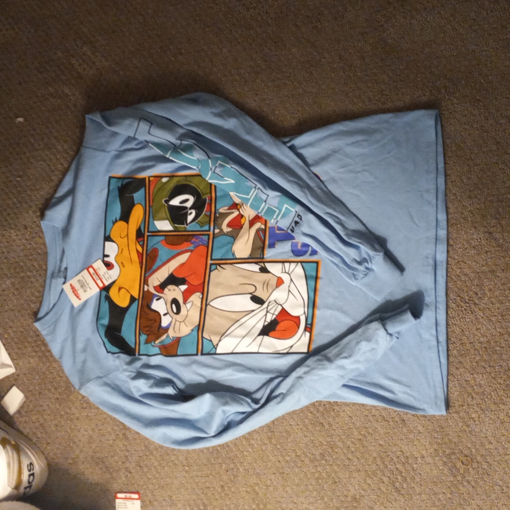 🎉MENS LOONEY TUNES TOP🎉 - Picture 2 of 8